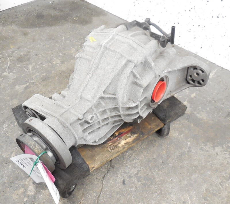 2017 2018 2019 2020 Maserati Levante 3.0L Rear Differential Carrier OEM