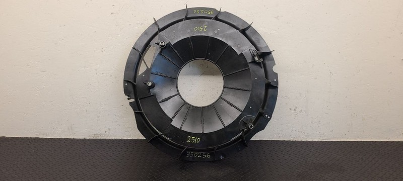 04-10 Ford E450SD 6.0L Cooling Fan Shroud OEM 8C2Z8B614A