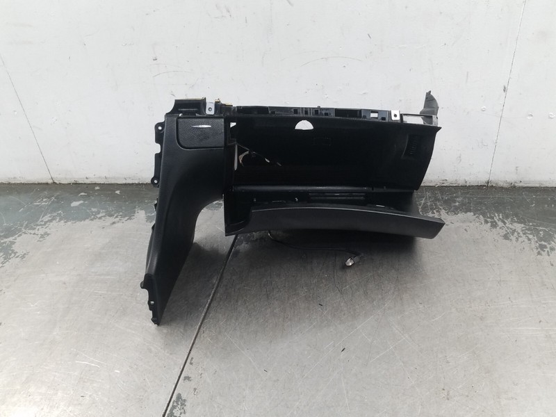 2007 Mercedes AMG E63 Glove Box 7711 M7