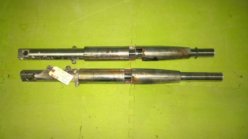 98 99 00 01 02 03 HONDA SHADOW 750 FRONT FORKS SET PAIR 2621-34