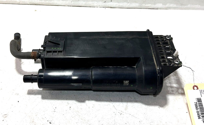 19-22 TOYOTA CAMRY FUEL VAPOR EVAPORATOR CANISTER / CANISTER ASSEMBLY CHARC OEM