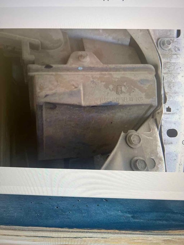 Engine Fuse Box FIAT 500 13 14 15 16 17