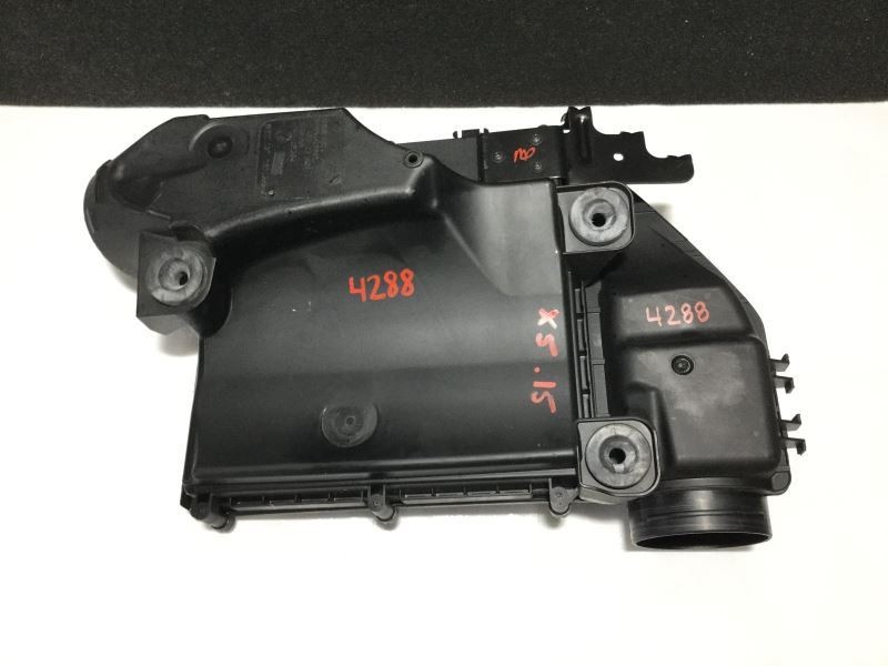 Air Cleaner Turbo 3.0L Gasoline Fits 11-18 BMW X5 X6 23709