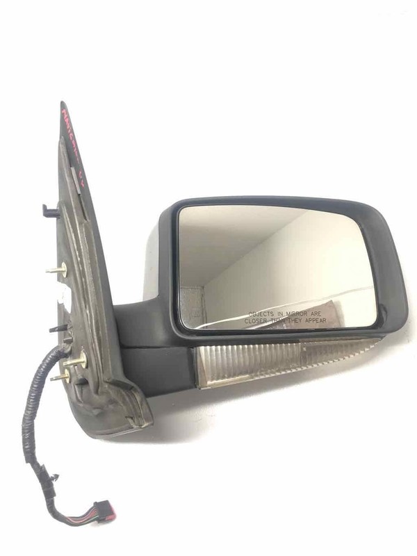 2005 - 2 Navigator RH Passenger Side Electric Door Mirror Flood Lamp