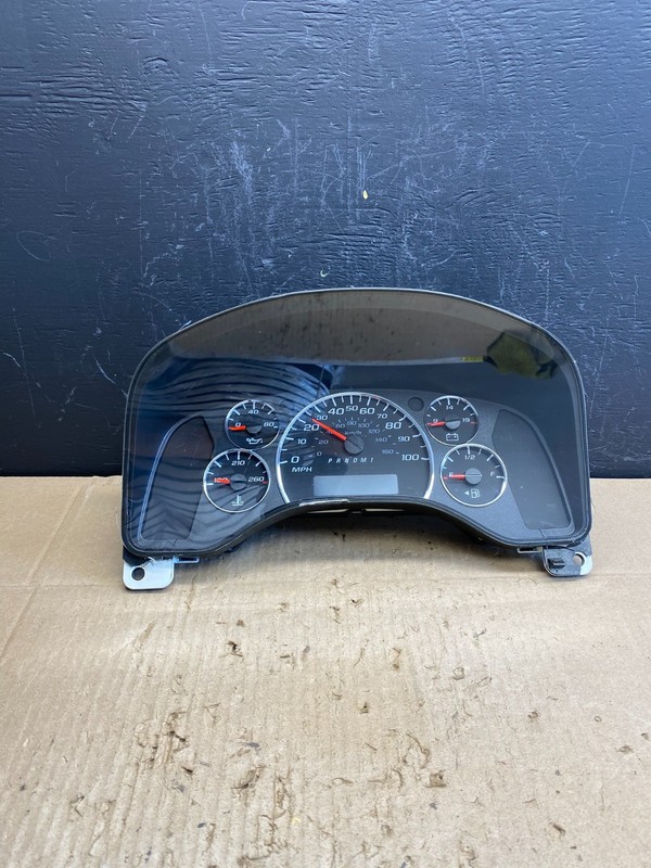 2017 Chevrolet Express 2500 3500 Speedometer Cluster Gauge OEMAC4646 DG