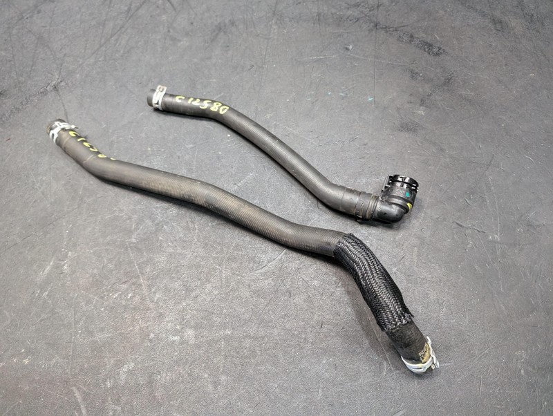 2PC Engine Coolant Hoses Set 2021 Chevrolet Malibu 84381214 2016 2017 - 2024
