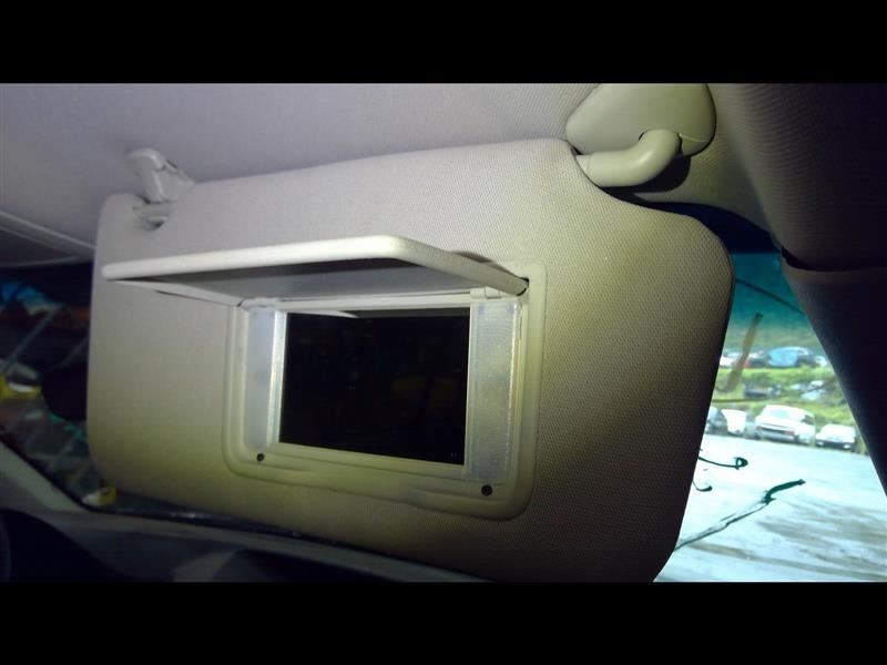 Passenger Sun Visor Illuminated Dual Bulbs Fits 10-14 LEGACY 1363043
