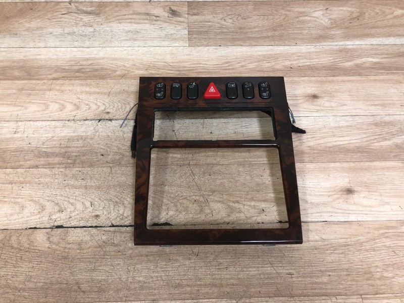 MERCEDES BENZ OEM W210 E320 E430 E55 FRONT NAVIGATION SCREEN WOOD PANEL 98-02 7