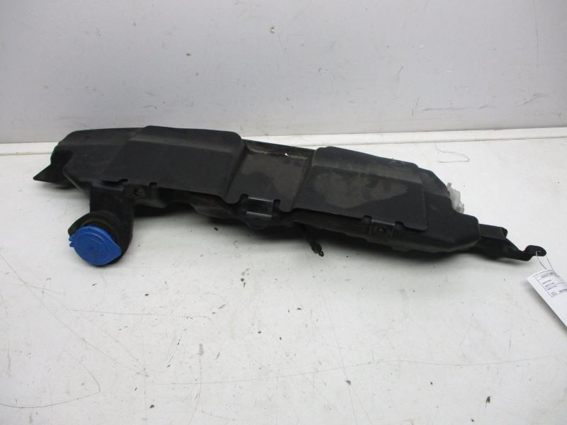 2014-2019 JAGUAR F-TYPEREAR WASHER BOTTLE ASSY W/PUMP 7K 30225