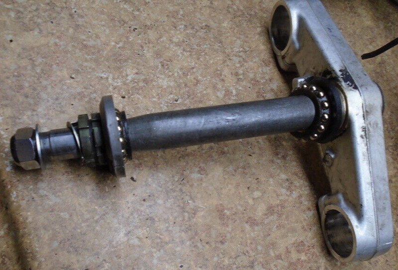 2001 Yamaha FZS1 FZ1 FZ 1 FZS1000 1000 Fazer Triple Tree Fork Clamp Lower Bottom