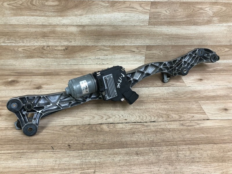 BMW E65 E66 745 750 760 OEM FRONT WINDSHIELD WIPER WITH MOTOR 2002-2008 5