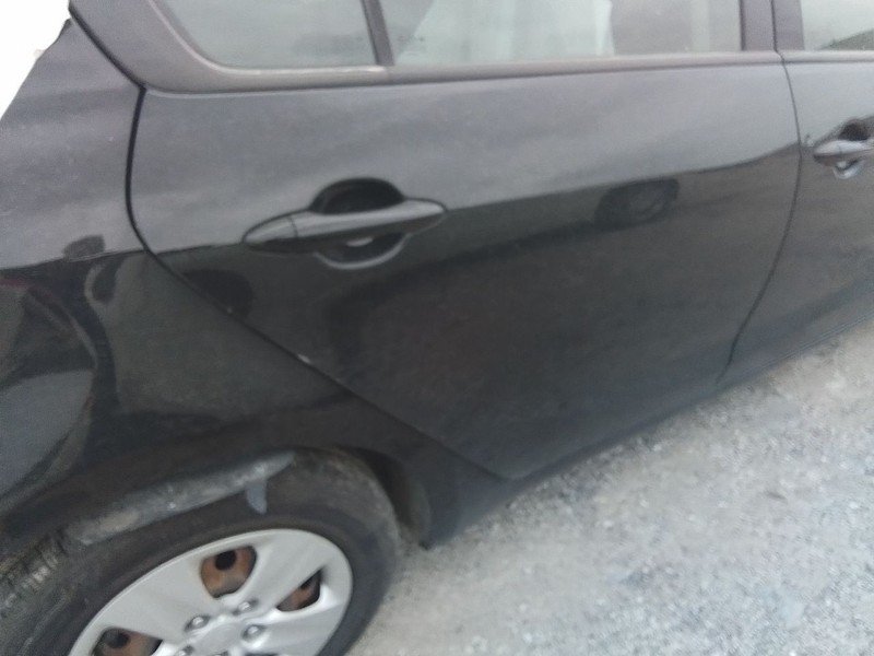 Passenger Right Rear Side Door Sedan Fits 17-18 FORTE 3458534
