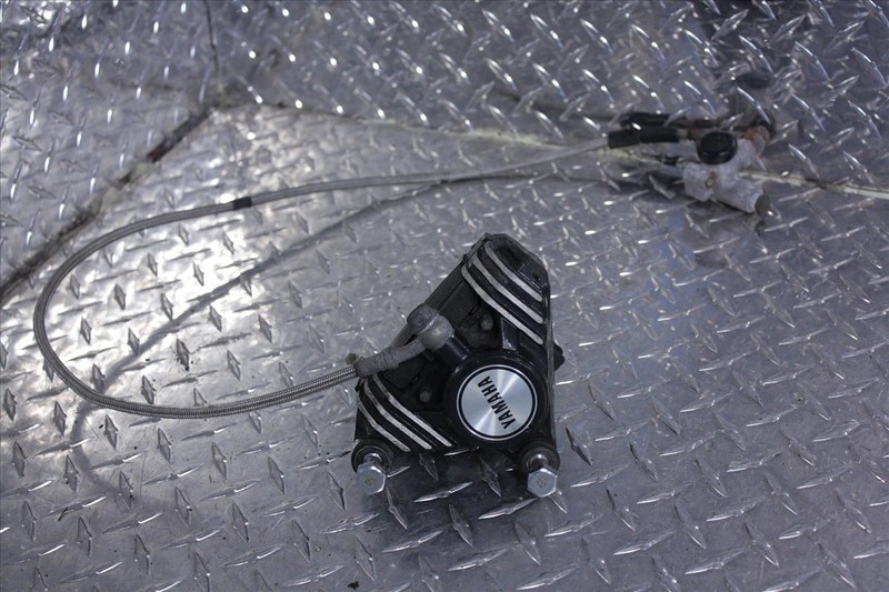 83 YAMAHA XVZ12 T VENTURE FRONT BRAKE CALIPER WITH LINE XVZ 1200