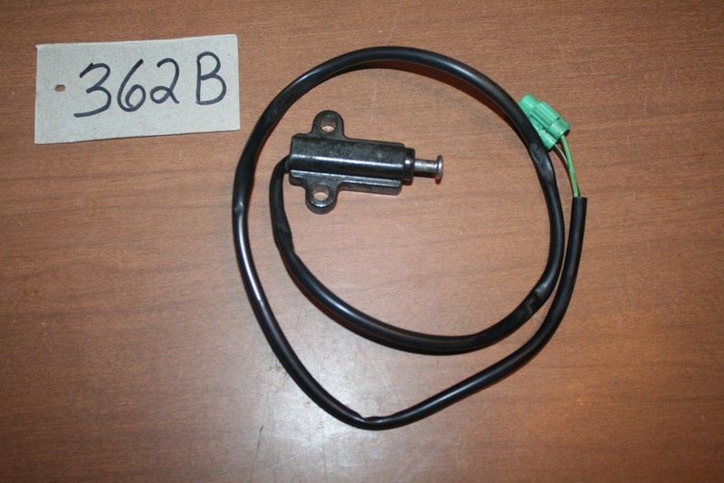2002 Suzuki GZ250 Marauder Brake Light Switch OEM 02 A