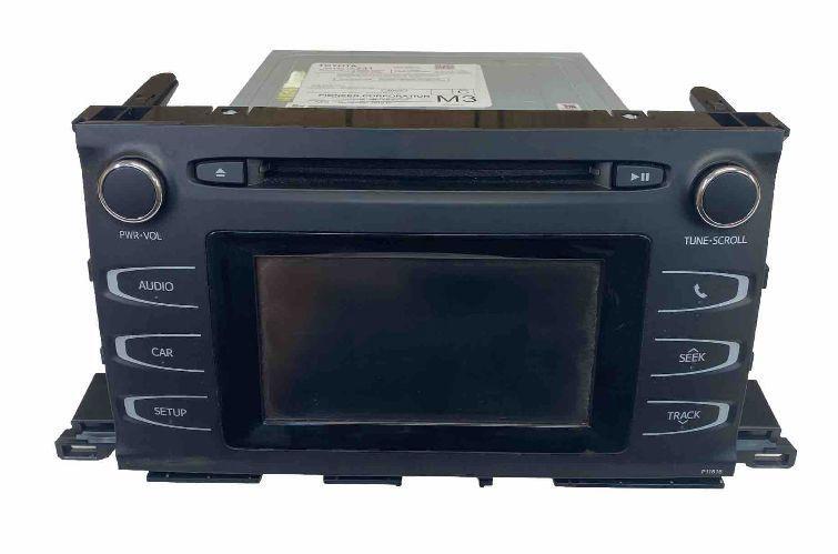 Toyota Highlander radio am fm 18 to 19 display & receiver assy OEM 861400E231