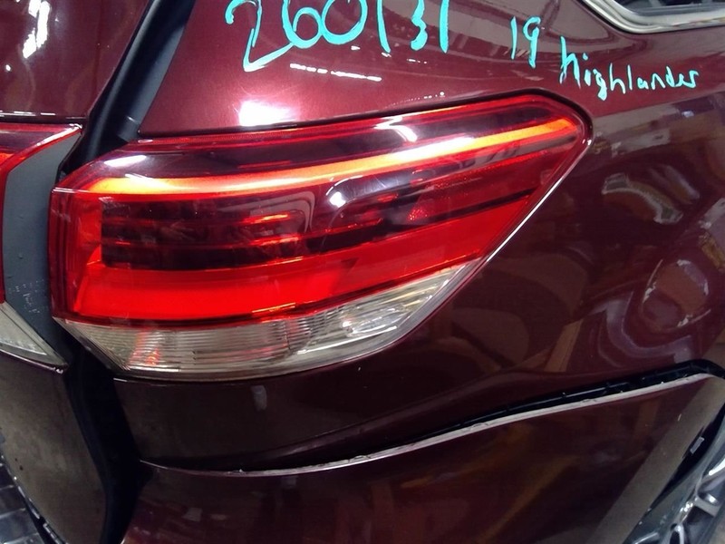 Passenger Tail Light Quarter Panel Mounted Fits 17-19 HIGHLANDER 1777922