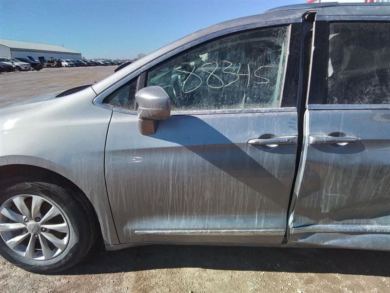Driver Left Front Door Tempered Glass Fits 17-19 PACIFICA 3196070