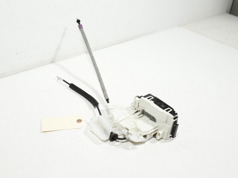 2012-2018 Mercedes W218 CLS550 Front RIGHT Side Door Lock Latch Actuator OEM