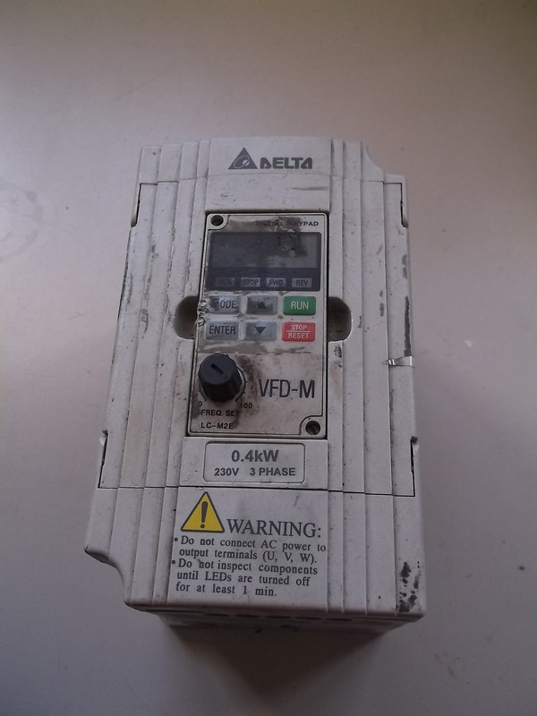 Delta VFD004M23A PLC Inverter Converter *FREE SHIPPING*