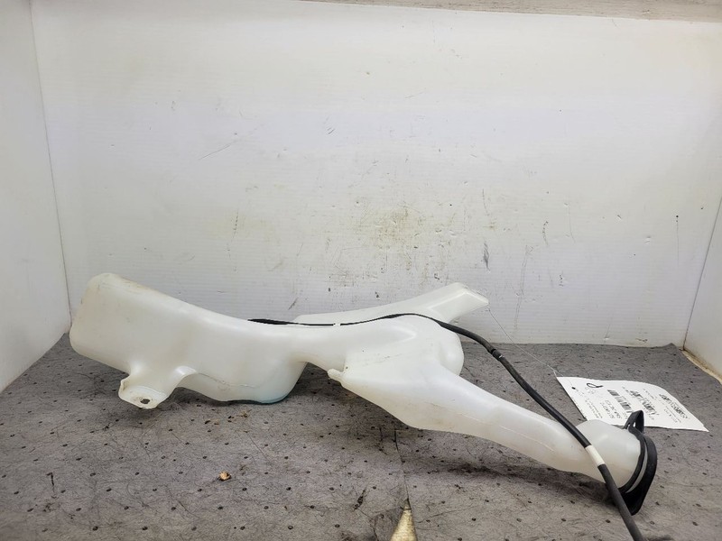 Wash Reservoir Sedan Fits 11-19 FIESTA 1703868