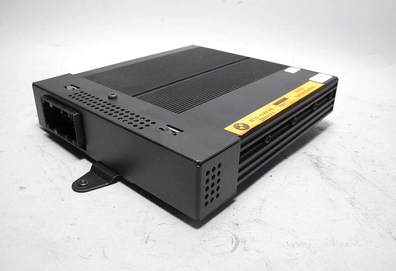BMW Z3 Roadster HK Harman/Kardon Factory Trunk Amplifier 2000-2002 USED OEM