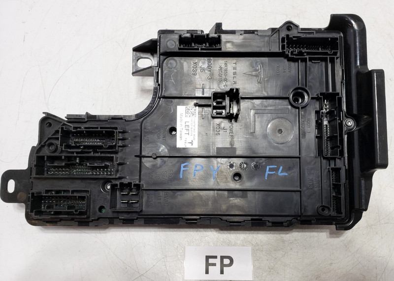 ✅ 2017-2024 OEM Tesla Model Y 3 Front Left Driver Side Body Comfort Control Unit