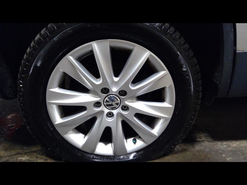 Rim Wheel 17x7 10 Spoke With Raised Edge Fits 09-11 TIGUAN 1331684
