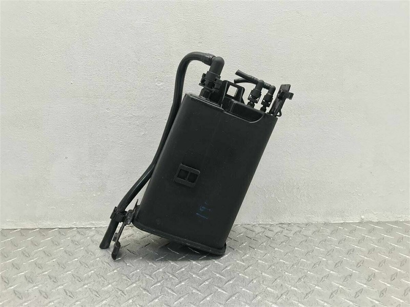 01-03 CHEVROLET SUBURBAN YUKON TAHOE FUEL VAPOR CHARCOAL CANISTER OEM 15746226