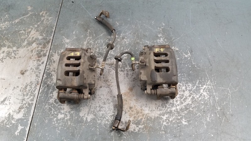 2003 03 04 Mercury Marauder Front Brake Caliper Set #5819 X1