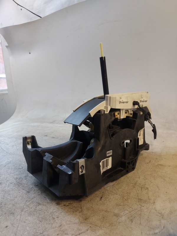 2006-2010 PONTIAC G6 AUTOMATIC TRANSMISSION CONSOLE SHIFTER ASSEMBLY 2875617 oem