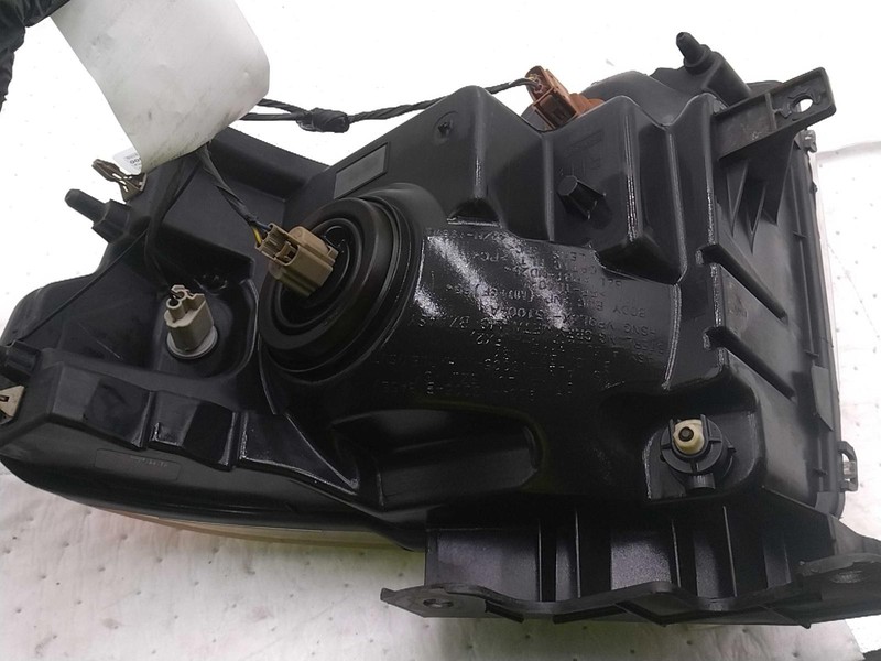 2010 Ford F150 Pickup Right Headlight Assembly Grey Used 169K Miles OEM Quality