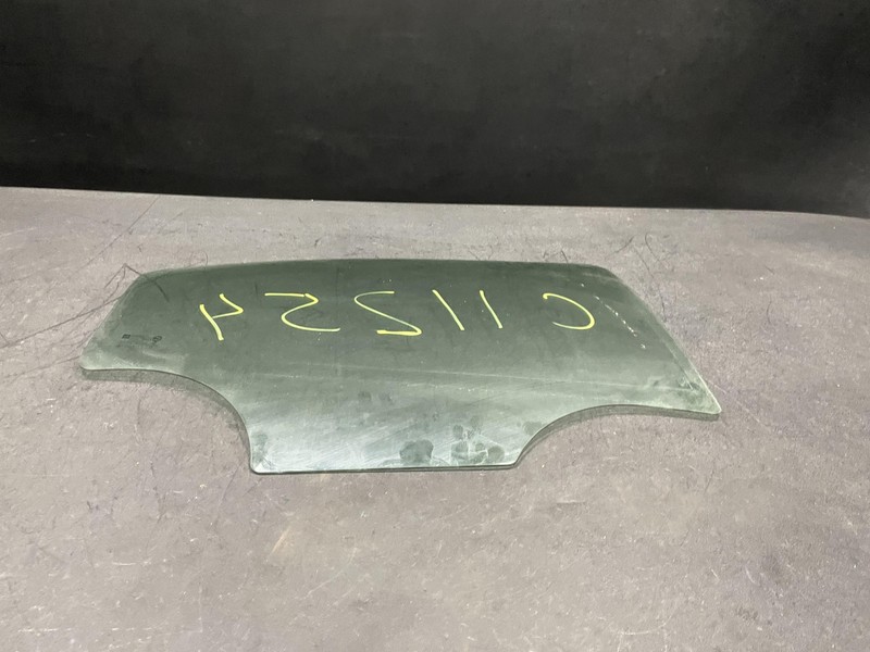 Rear Right Door Window Glass 2019 Chevrolet Sonic 95229725 2012 2013 2014 - 2020