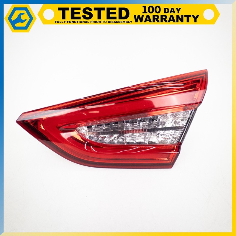 14-19 MASERATI QUATTROPORTE REAR RIGHT INNER TAIL LIGHT LAMP ASSEMBLY OEM