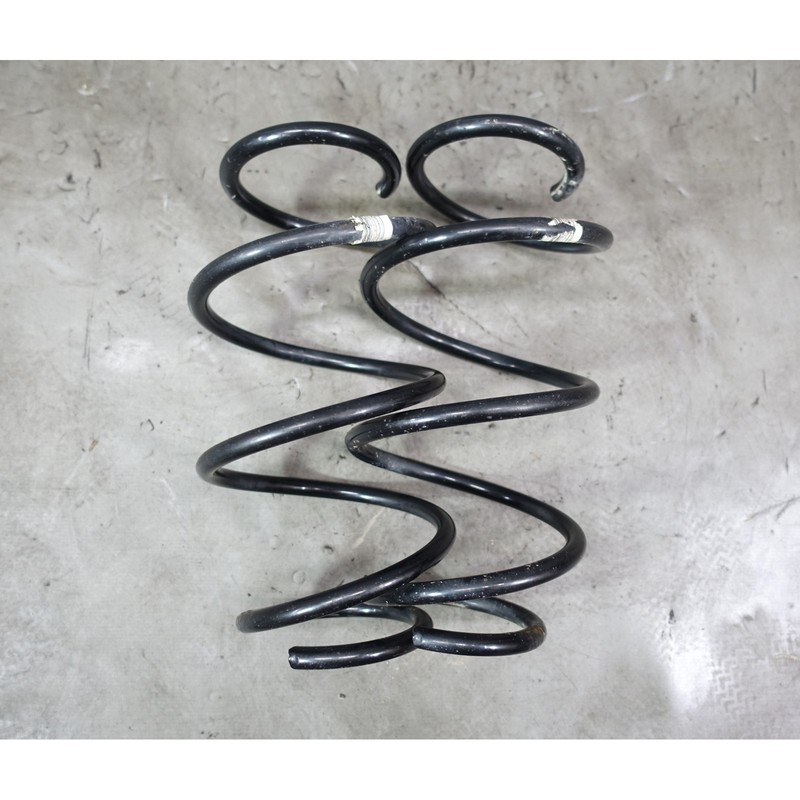 2014-2015 BMW F30 F31 328d xDrive Factory Front Axle Coil Spring Pair Left Right
