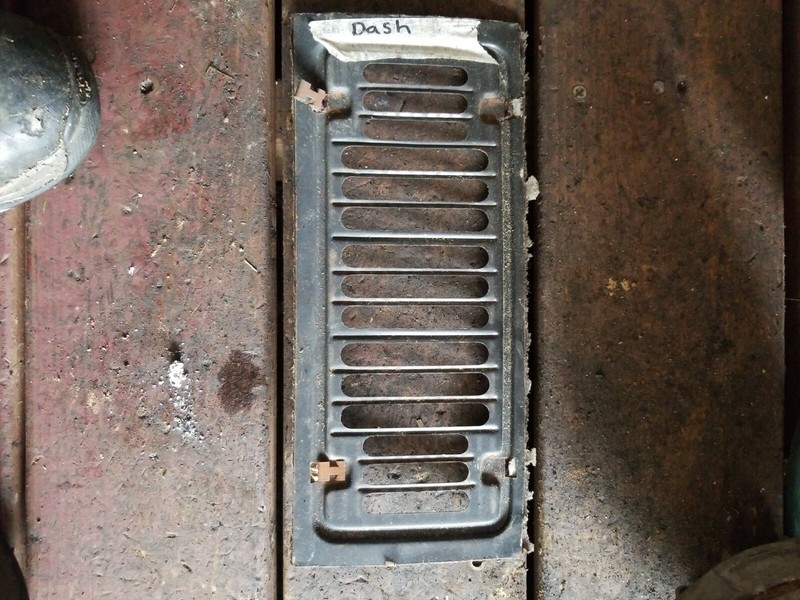 1968 1969 1970 1971 1972 1973 MERCEDES BENZ 280se 250S DASH SPEAKER GRILL COVER