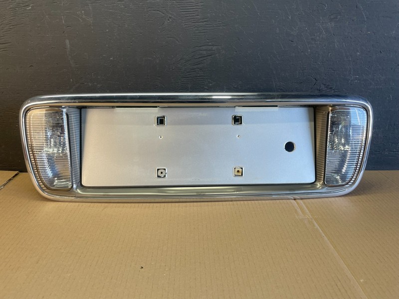 2000-2005 Cadillac DeVille Rear Trunk BackUp License Plate Light Panel AE3489 DG