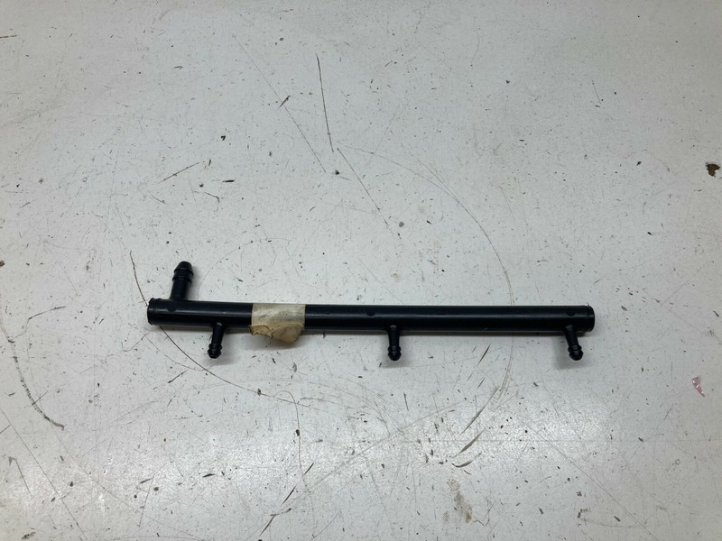 C5b Johnson Evinrude Outboard 35 HP Fuel Mainfold Assy 0436032 436032