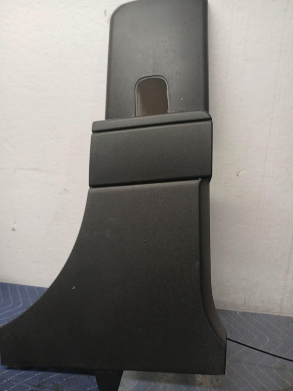 2007-2017 JEEP PATRIOT/COMPASS FRONT RIGHT B PILLAR LOWER TRIM OEM RH YF60XDVAH