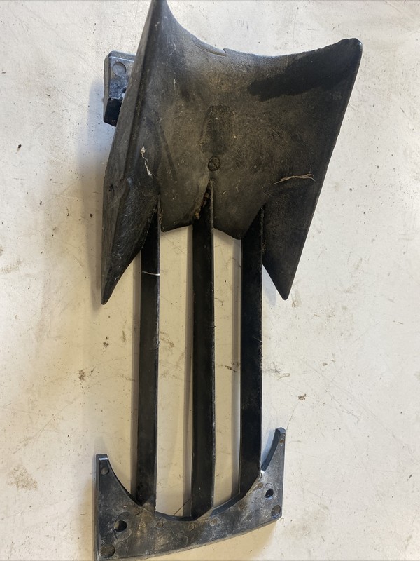 1988 - 1993 Master Craft WetJet 432 Brut Jet pump intake grate