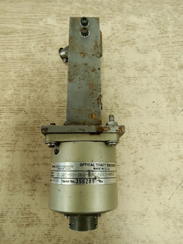 Honeywell E25FC-SS-360-BIC-LD15-RM16 Optical Shaft Encoder With Bracket GITS...