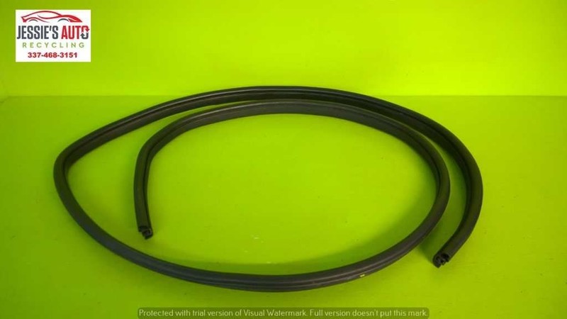 08-15 LAND ROVER LR2 SE RIGHT FRONT DOOR SEAL WEATHER STRIP OEM 2067-138