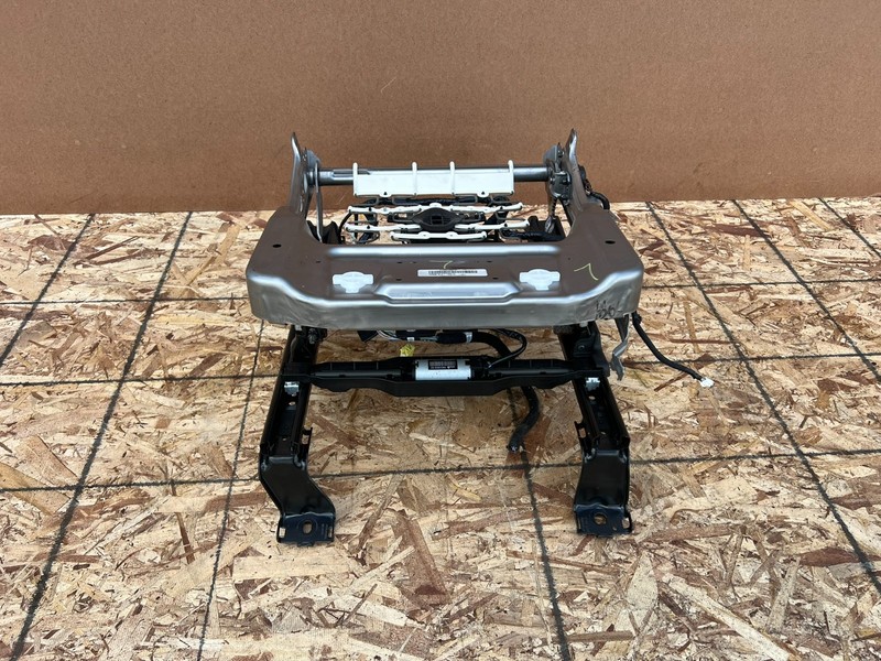 INFINITI QX60 2022-2026 OEM FRONT LEFT LH LOWER SEAT TRACK FRAME WITH MOTORS