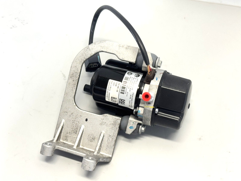 ✅ 2019-2025 RAM 1500 5th Gen POWER BRAKE BOOSTER AIR VACUUM PUMP w/ BRACKET OEM