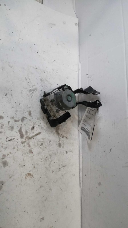 2018 Nissan Altima ABS Pump & Motor Assembly OEM 476609HU0B 89k Miles