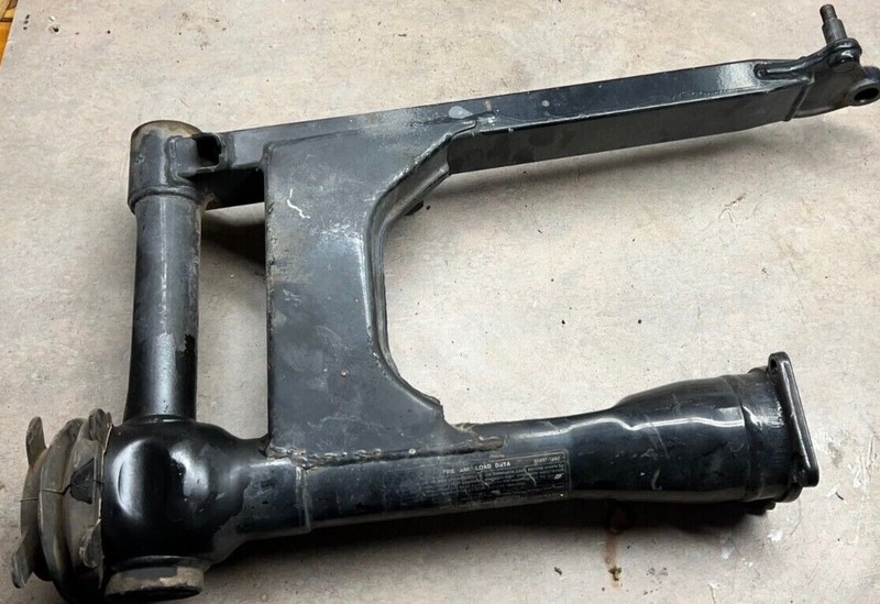 2005 Kawasaki Vulcan VN750 Rear Back Swingarm Swing Arm Swivel Pivot VN 750A 750