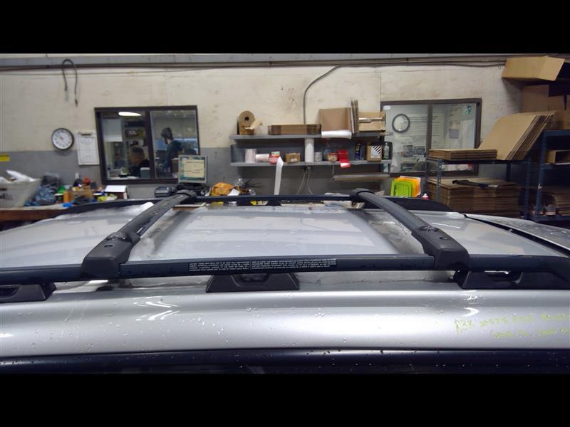2005 2006 2007 Outback LEGACY Luggage Rack Cross Bars Only 1292312