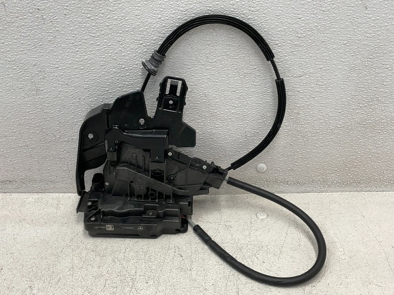 23 24 25 Mercedes EQS450 SUV X296 Front Right Door Lock Latch Actuator 1627 OEM