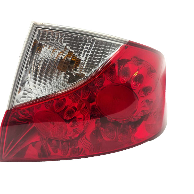 Infiniti M35 RH Passenger Quarter Panel Tail Light Broken Tap 2008 26550EJ70A