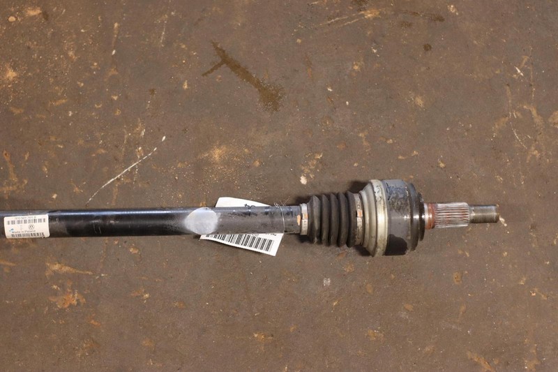 2015-2018 PORSCHE CAYENNE 3.0L AWD REAR LEFT DRIVER SIDE AXLE SHAFT CV JOINT OEM