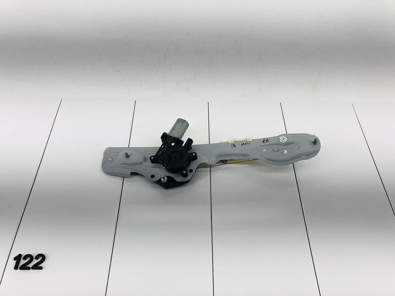 16-23 CHEVROLET MALIBU REAR RIGHT SIDE DOOR WINDOW REGULATOR W/ MOTOR OEM